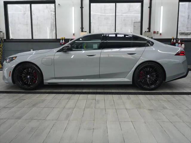 2025 BMW M5 Standard
