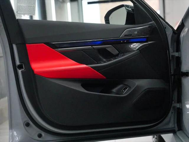 2025 BMW M5 Standard