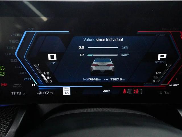 2025 BMW M5 Standard
