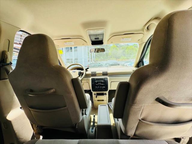 2004 Ford Freestar SES
