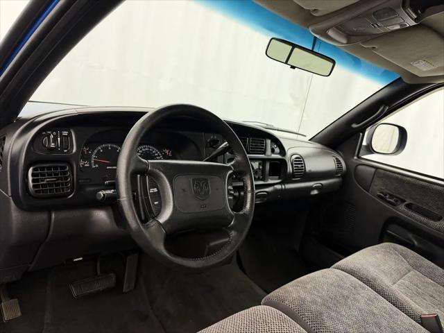 1999 Dodge Ram 1500 Base