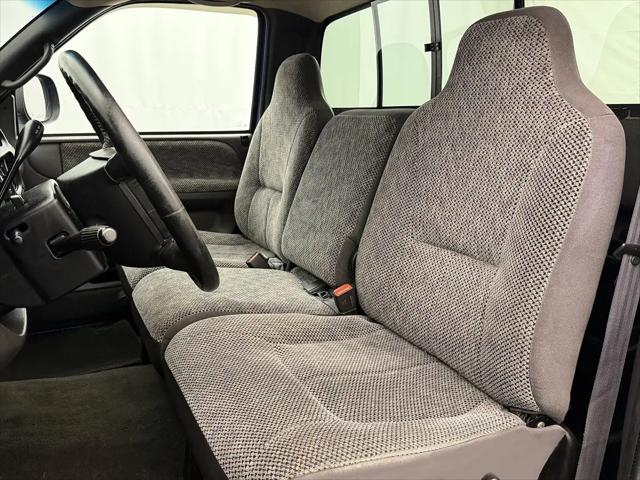 1999 Dodge Ram 1500 Base