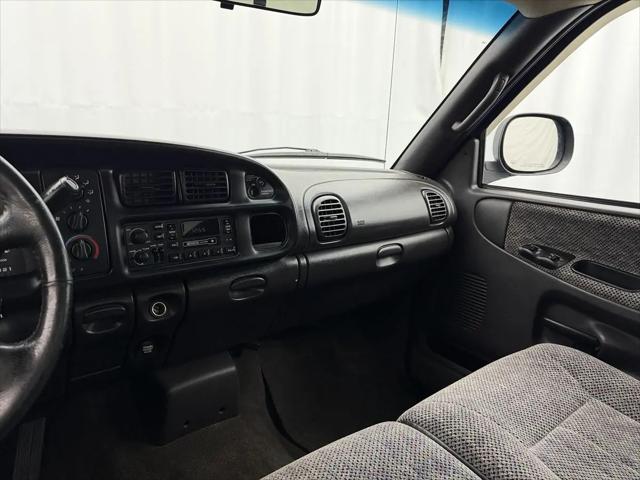 1999 Dodge Ram 1500 Base