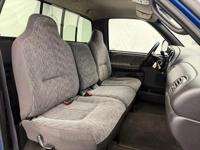 1999 Dodge Ram 1500 Base