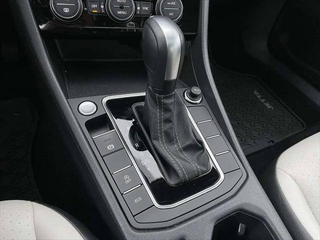 2021 Volkswagen Jetta 1.4T R-Line