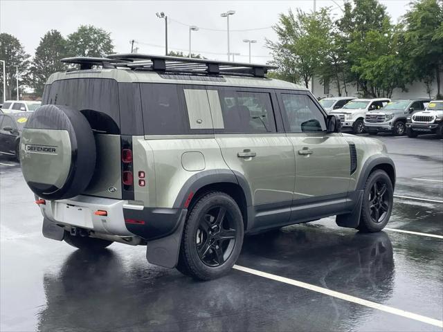 2023 Land Rover Defender 110 SE