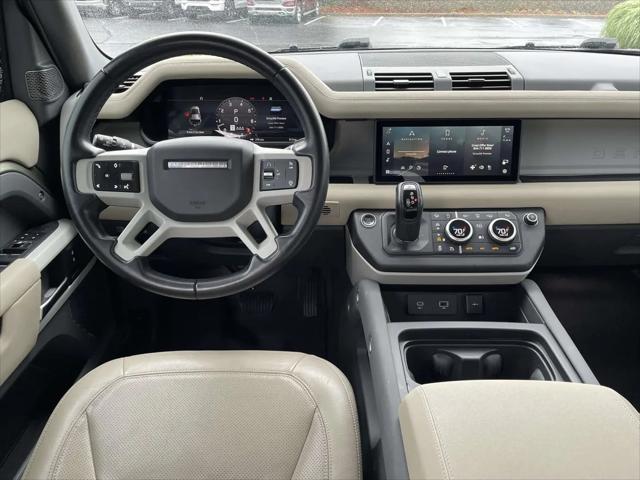 2023 Land Rover Defender 110 SE