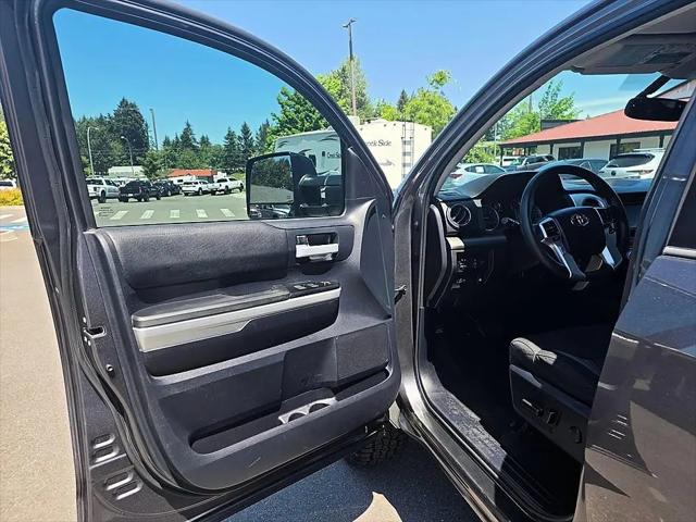 2016 Toyota Tundra SR5 5.7L V8