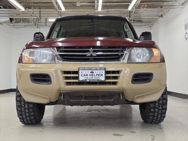 2002 Mitsubishi Montero XLS