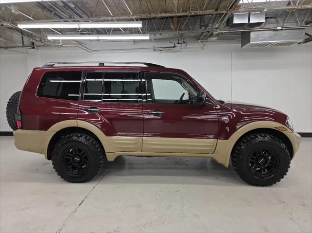 2002 Mitsubishi Montero XLS