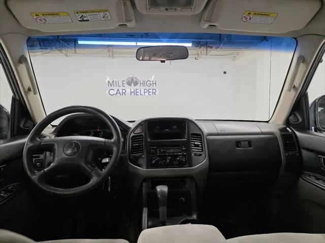 2002 Mitsubishi Montero XLS
