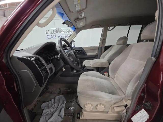 2002 Mitsubishi Montero XLS
