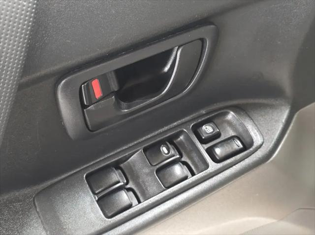 2002 Mitsubishi Montero XLS