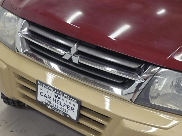 2002 Mitsubishi Montero XLS