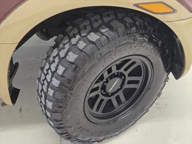 2002 Mitsubishi Montero XLS