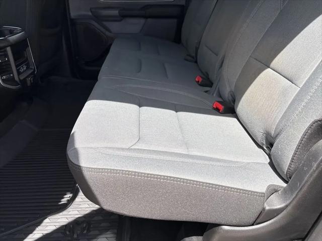 2022 Ram 1500 Big Horn Crew Cab 4x2 5'7" Box