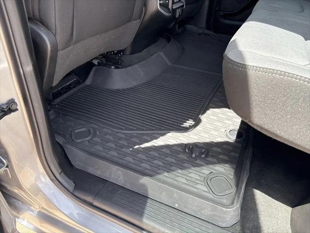 2022 Ram 1500 Big Horn Crew Cab 4x2 5'7" Box