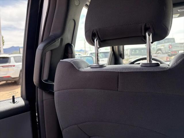 2022 Ram 1500 Big Horn Crew Cab 4x2 5'7" Box