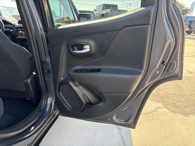 2023 Jeep Renegade Latitude 4x4