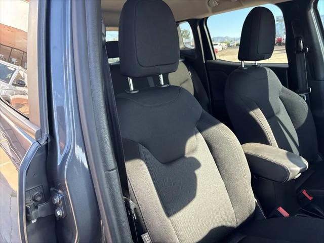 2023 Jeep Renegade Latitude 4x4