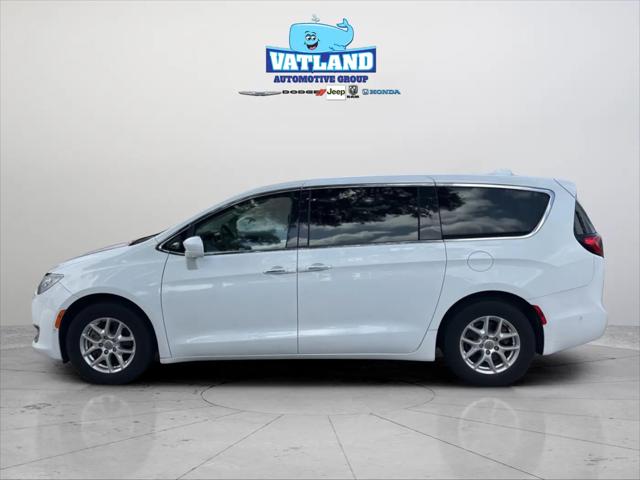 2020 Chrysler Pacifica Touring