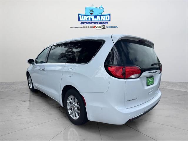 2020 Chrysler Pacifica Touring