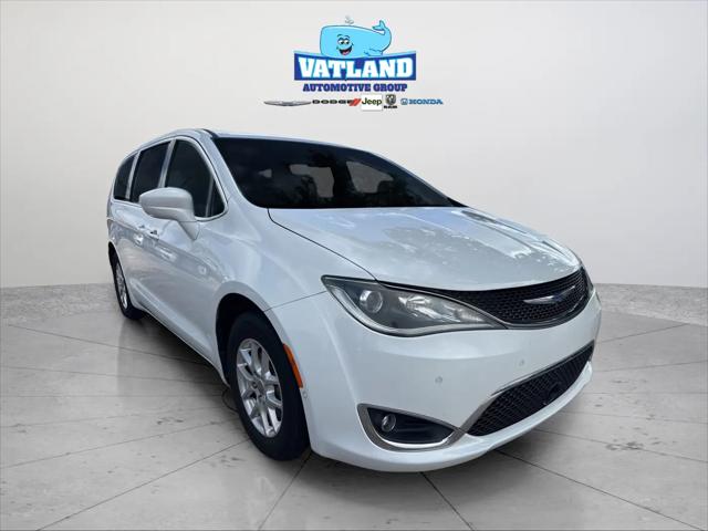 2020 Chrysler Pacifica Touring