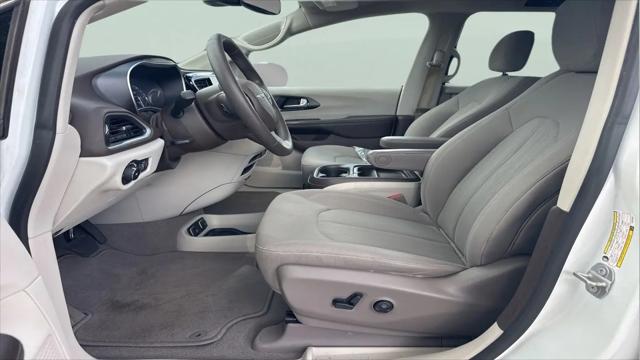 2020 Chrysler Pacifica Touring