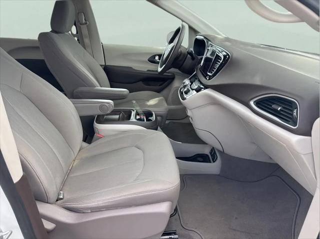 2020 Chrysler Pacifica Touring