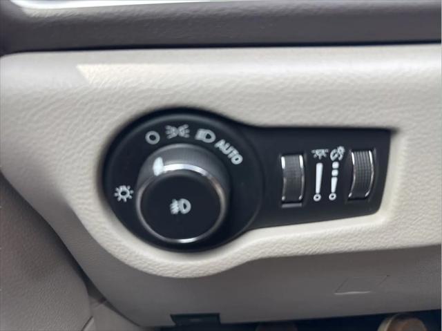 2020 Chrysler Pacifica Touring