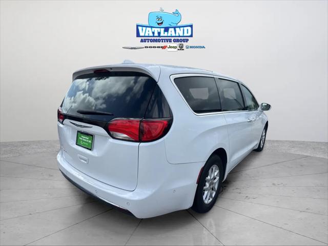 2020 Chrysler Pacifica Touring