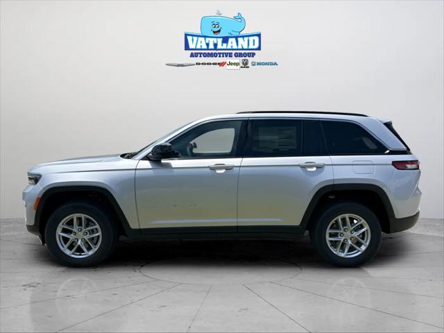 2026 Jeep Grand Cherokee Laredo 4x4