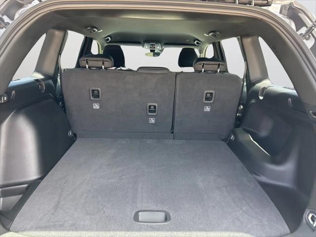 2026 Jeep Grand Cherokee Laredo 4x4