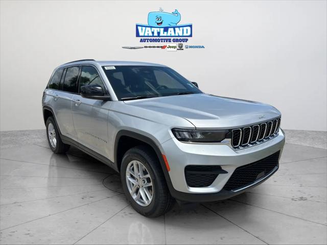 2026 Jeep Grand Cherokee Laredo 4x4