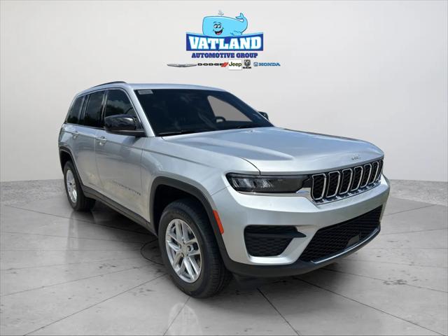 2026 Jeep Grand Cherokee Laredo 4x4