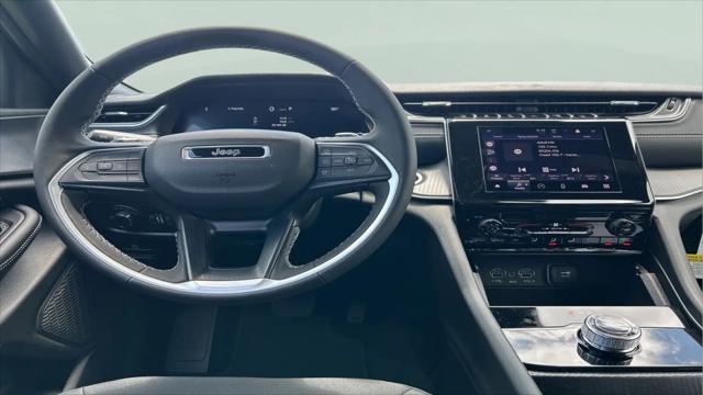 2026 Jeep Grand Cherokee Laredo 4x4