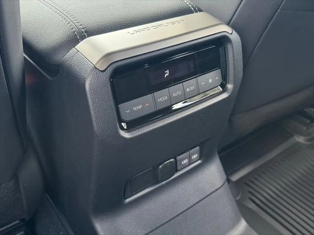2026 Toyota Land Cruiser Base