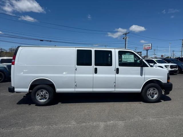 2026 GMC Savana Cargo 2500 Extended Wheelbase, Work Van, RWD
