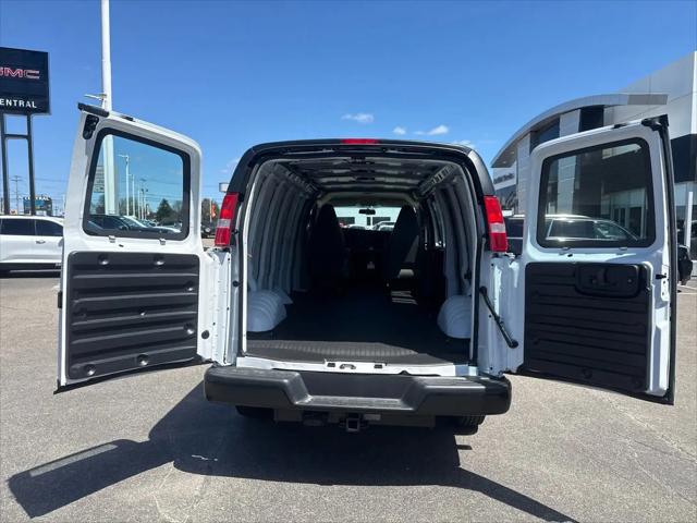 2026 GMC Savana Cargo 2500 Extended Wheelbase, Work Van, RWD