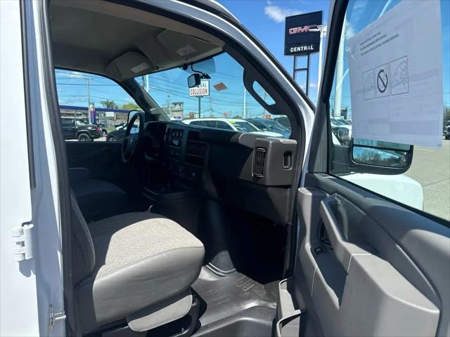 2026 GMC Savana Cargo 2500 Extended Wheelbase, Work Van, RWD
