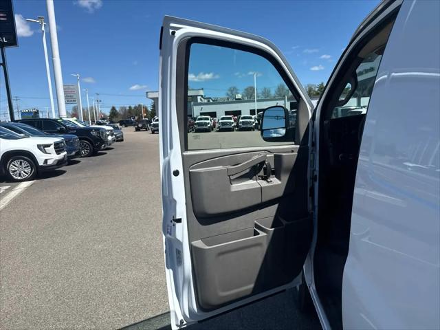 2026 GMC Savana Cargo 2500 Extended Wheelbase, Work Van, RWD