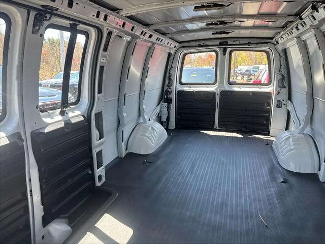 2026 GMC Savana Cargo 2500 Extended Wheelbase, Work Van, RWD