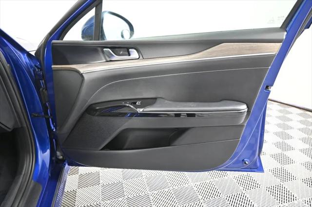 2021 Kia K5 EX