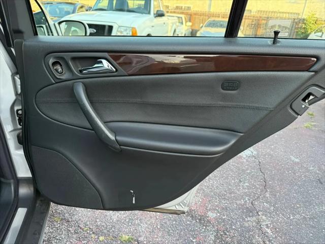 2003 Mercedes-Benz C 240 C 240