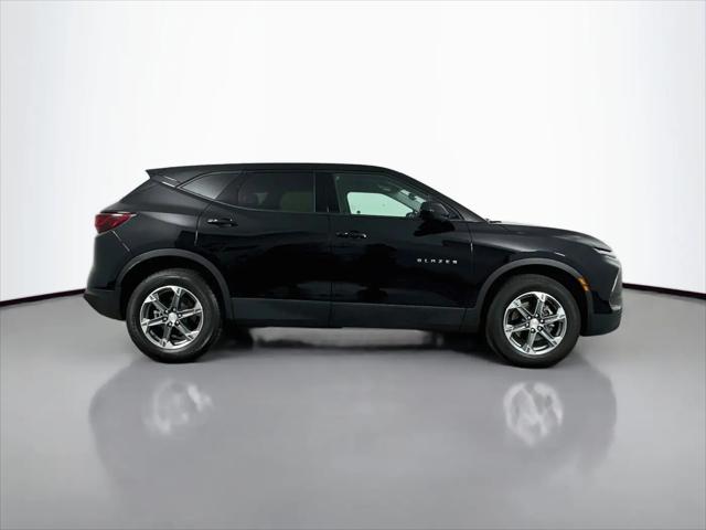 2025 Chevrolet Blazer AWD 2LT