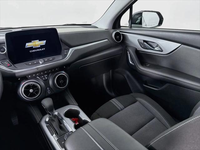 2025 Chevrolet Blazer AWD 2LT