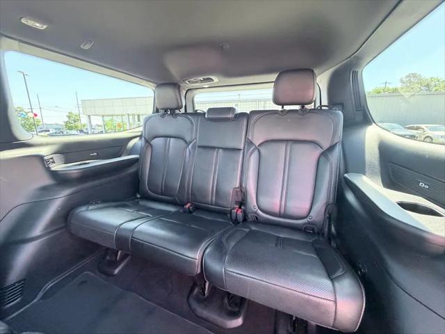 2024 Jeep Wagoneer Series II 4x2