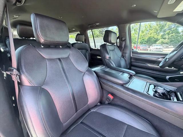 2024 Jeep Wagoneer Series II 4x2