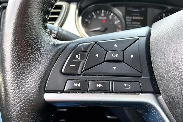 2017 Nissan Rogue SL