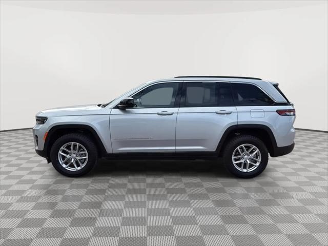 2025 Jeep Grand Cherokee Laredo X 4x4